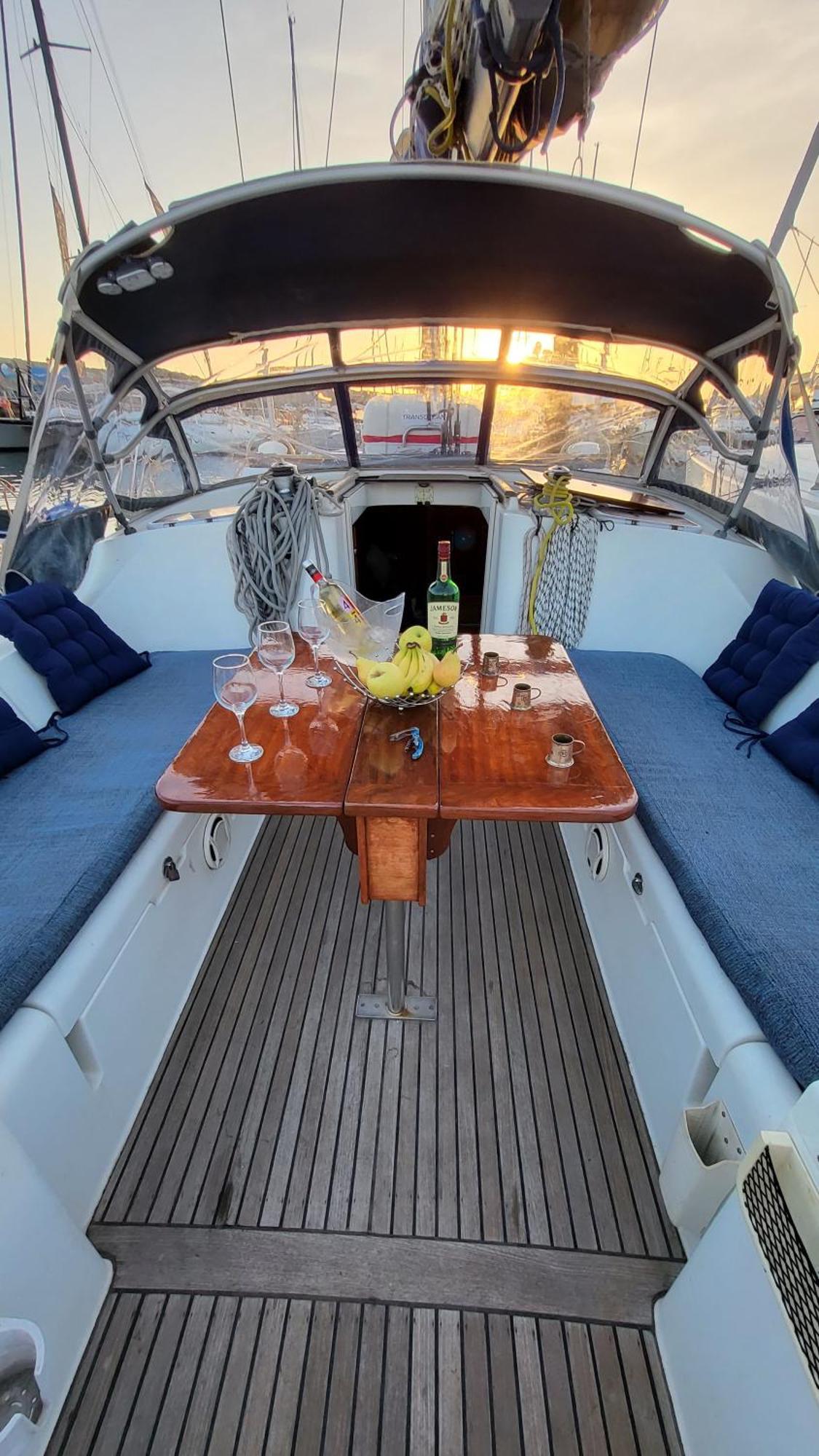 拉斯加莱塔斯 Yacht Oceanis Clipper酒店 外观 照片